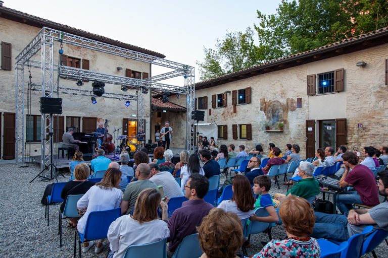 Il programma musicale de “Il lungomare di Milano”