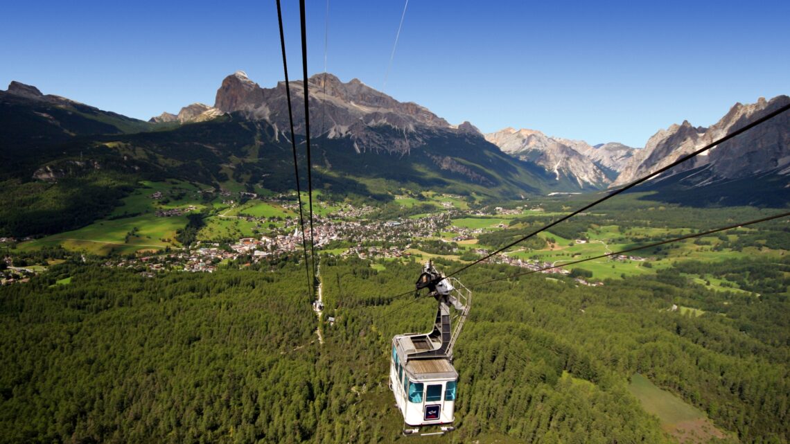 La storica funivia Faloria si rinnova e porta in quota  i turisti di Cortina d’Ampezzo in modo “green”